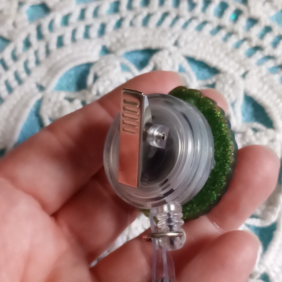 Hello kitty Christmas badge reel - Picture 4 of 7